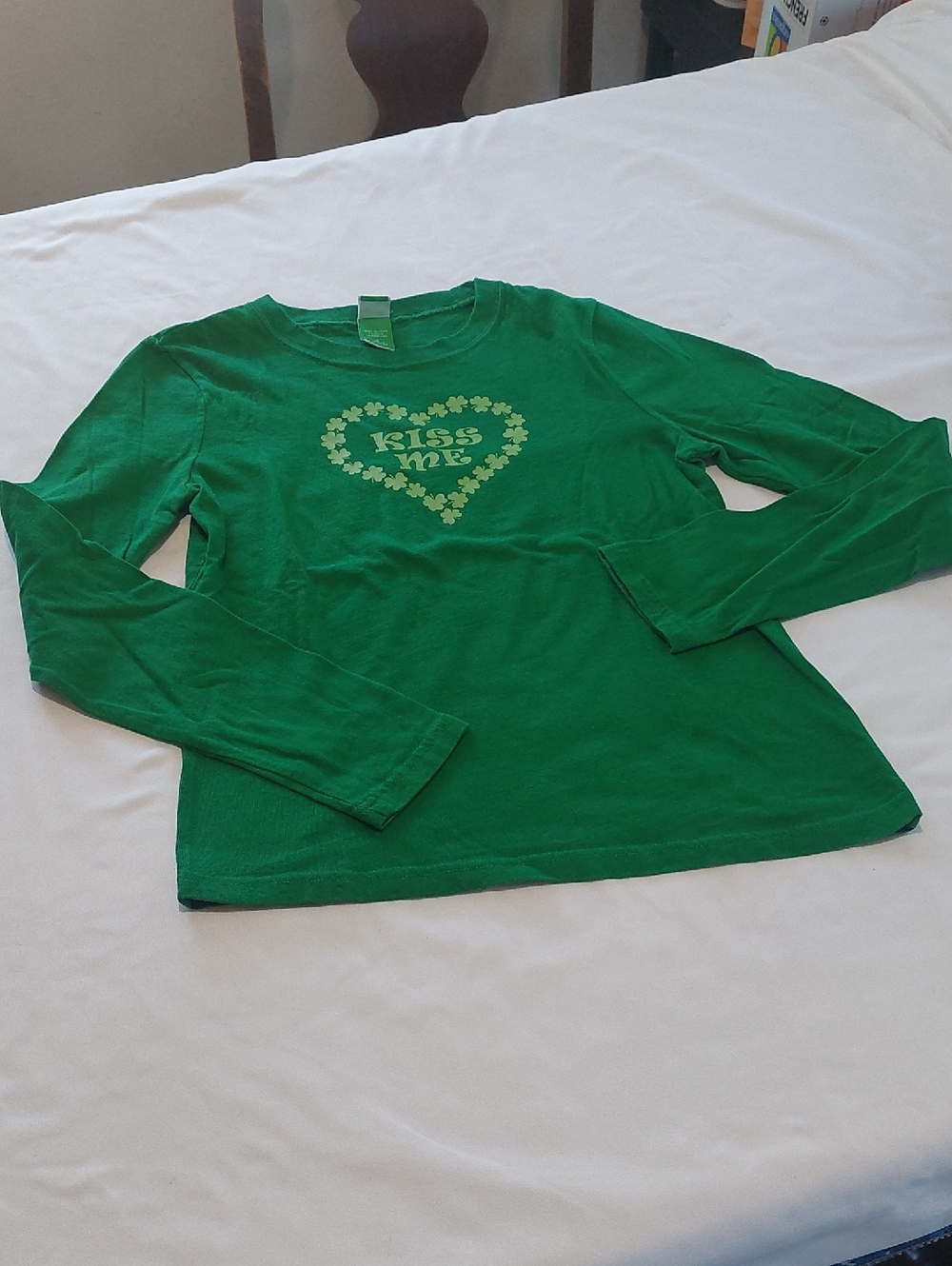 Kiss Me Green Long-Sleeves TeeSize SMALL